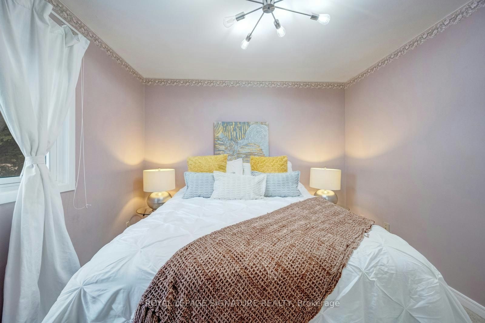 77 Mccraney Street W, Oakville, ON, L6H 1H5 - 11