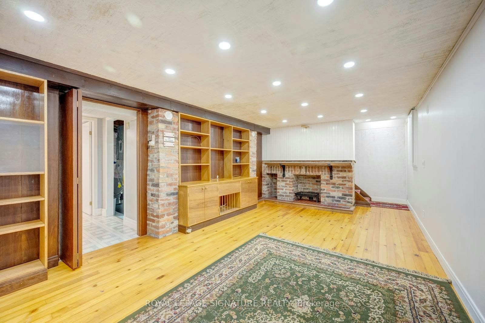 77 Mccraney Street W, Oakville, ON, L6H 1H5 - 28