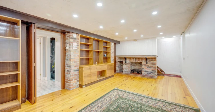 77 Mccraney Street W, Oakville, ON, L6H 1H5 - 28