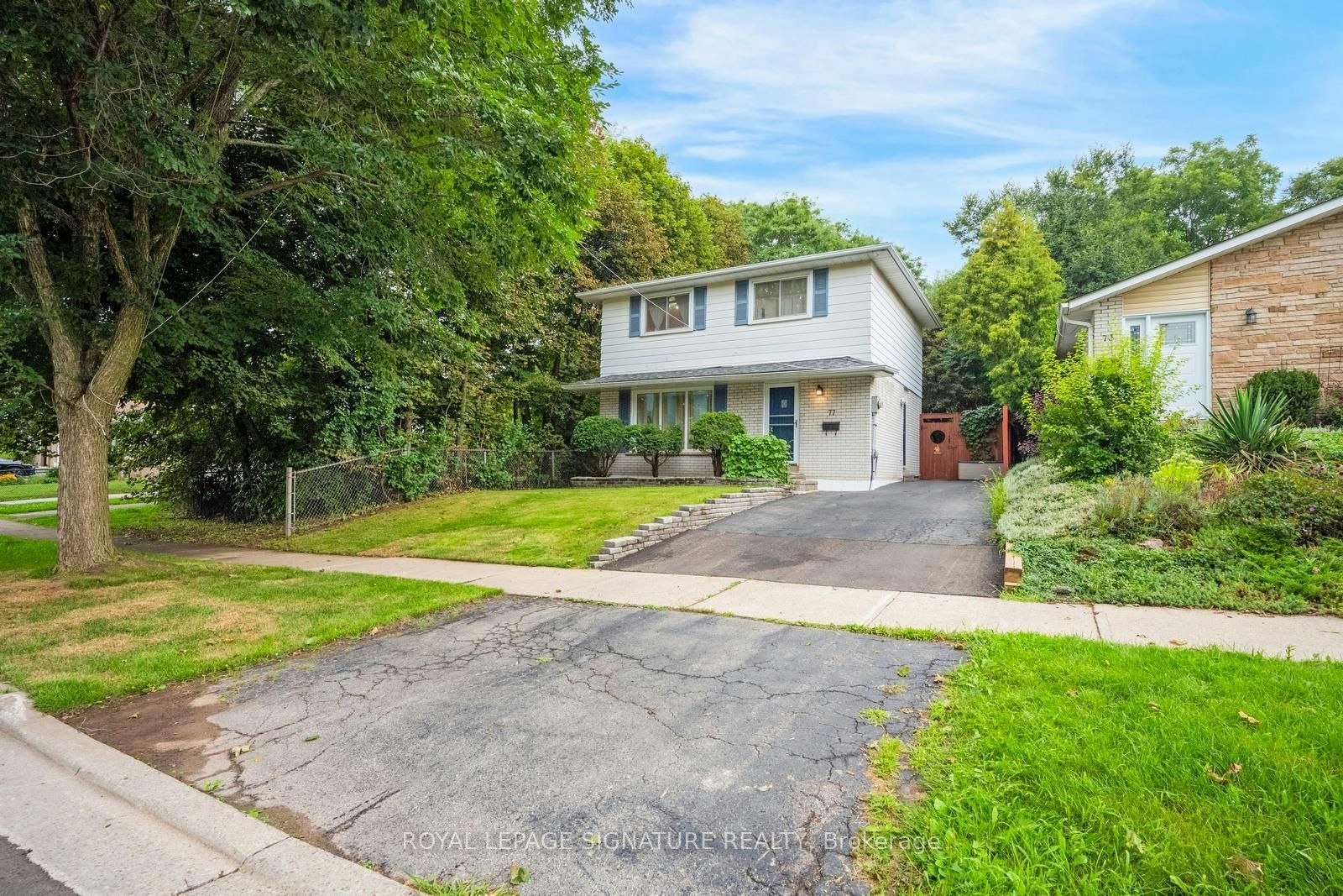 77 Mccraney Street W, Oakville, ON, L6H 1H5 - 2