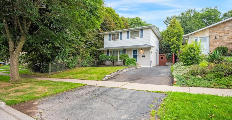 77 Mccraney Street W, Oakville, ON, L6H 1H5 - 2