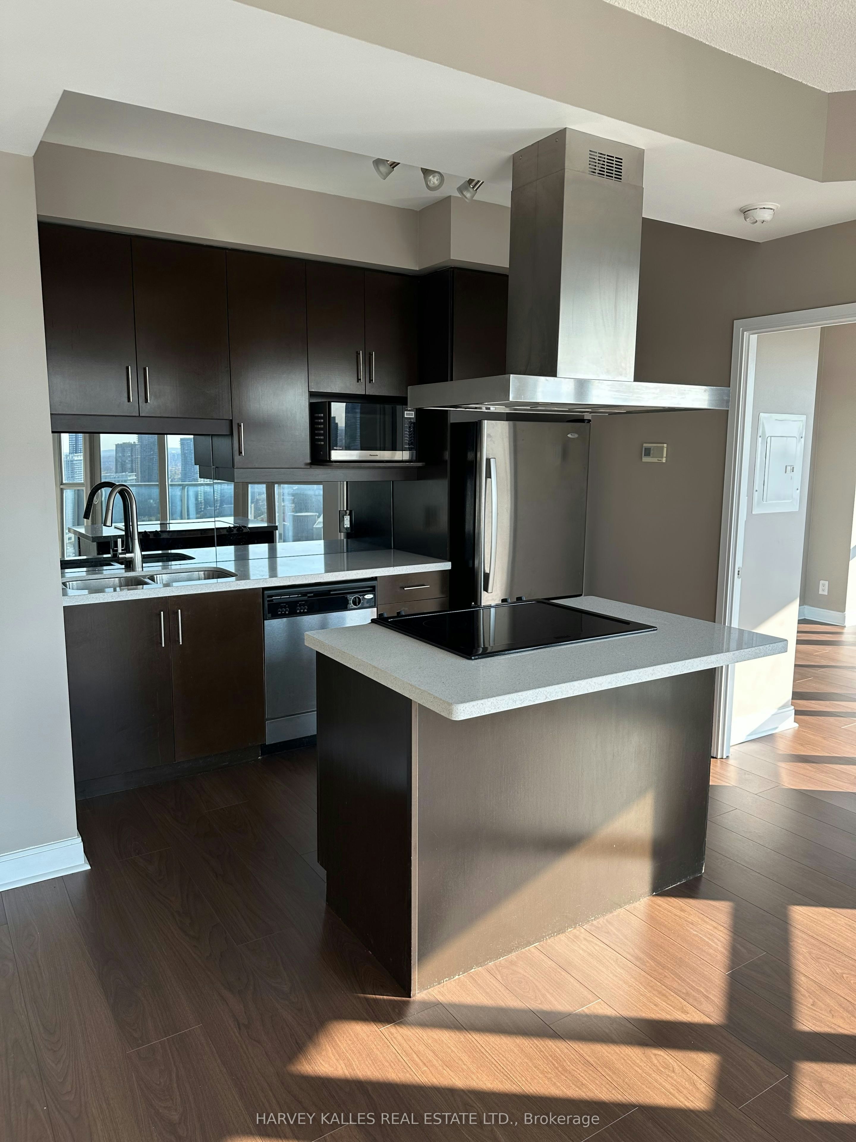 4104-60 Absolute Avenue, Mississauga, ON, L4T 0A9 - 4