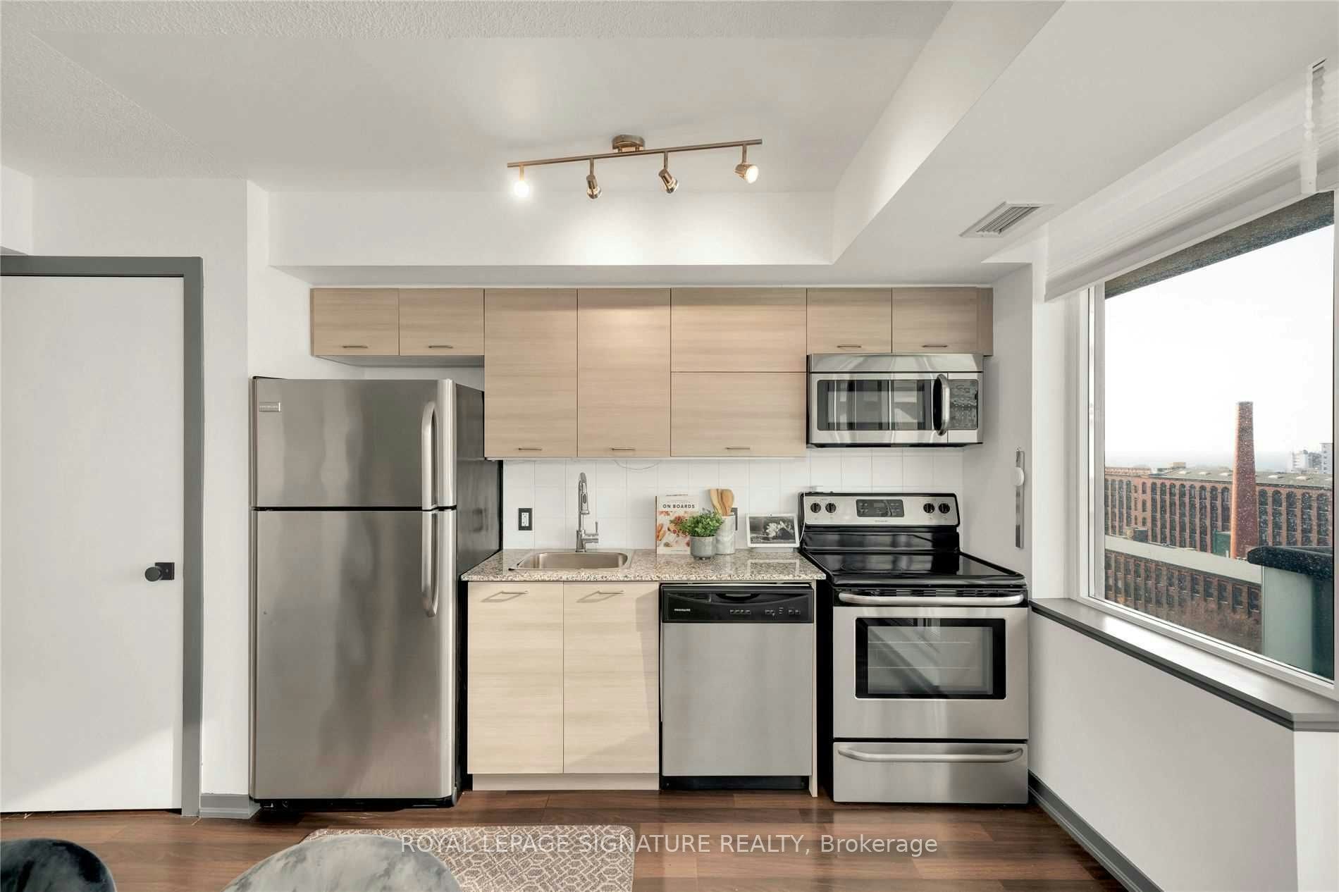 1318-20 Joe Shuster Way, Toronto, ON, M6K 0A3 - 10