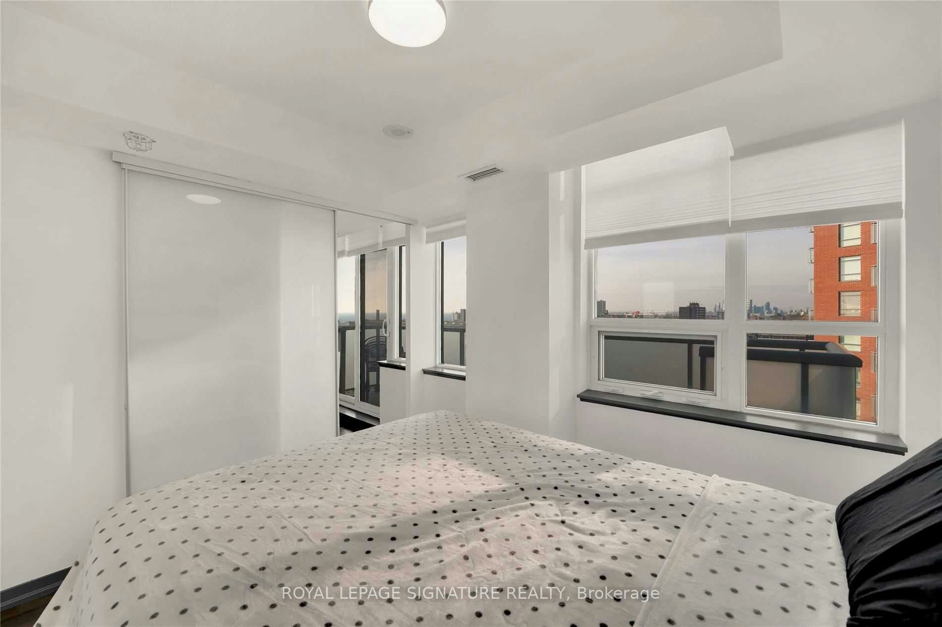 1318-20 Joe Shuster Way, Toronto, ON, M6K 0A3 - 17