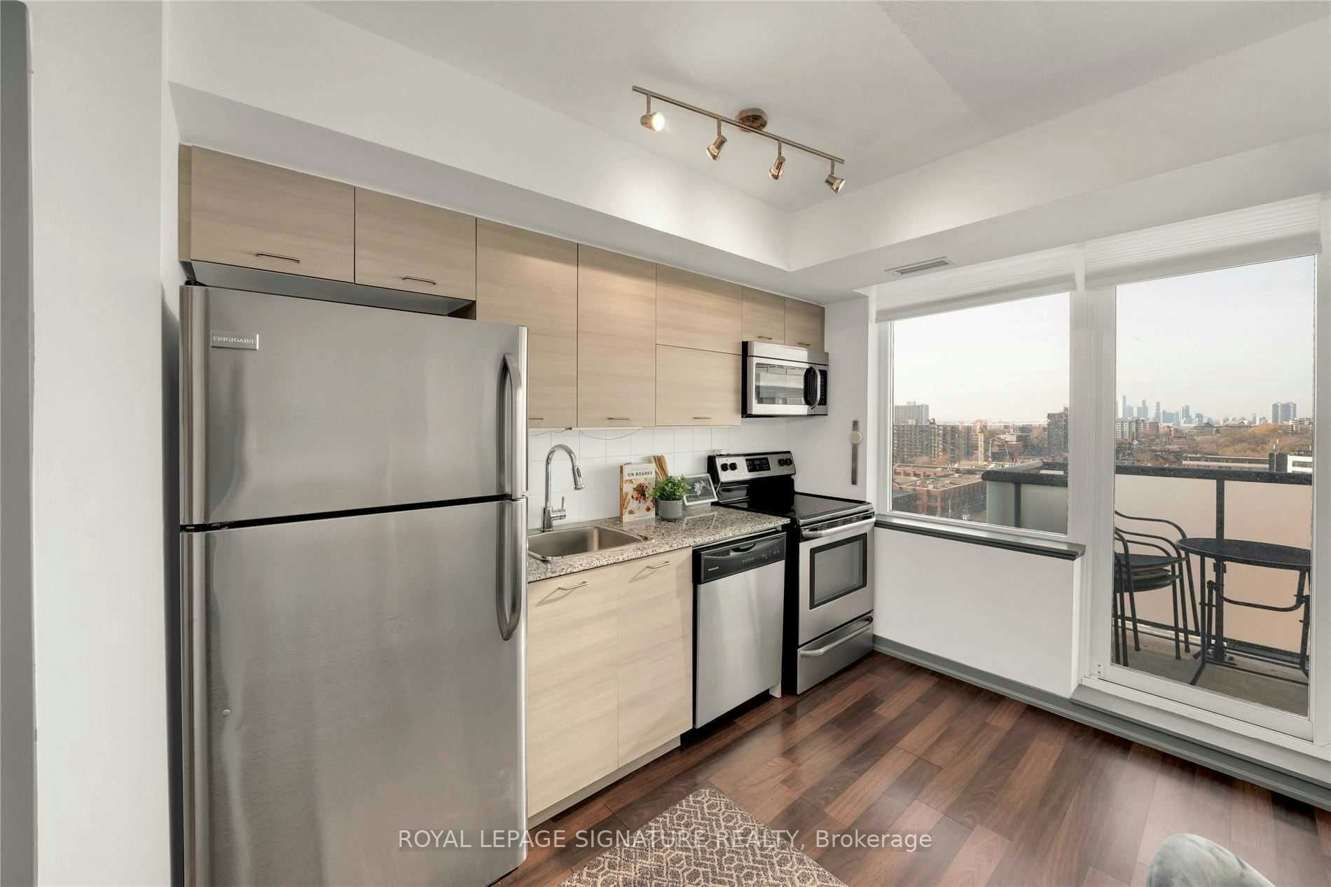1318-20 Joe Shuster Way, Toronto, ON, M6K 0A3 - 11