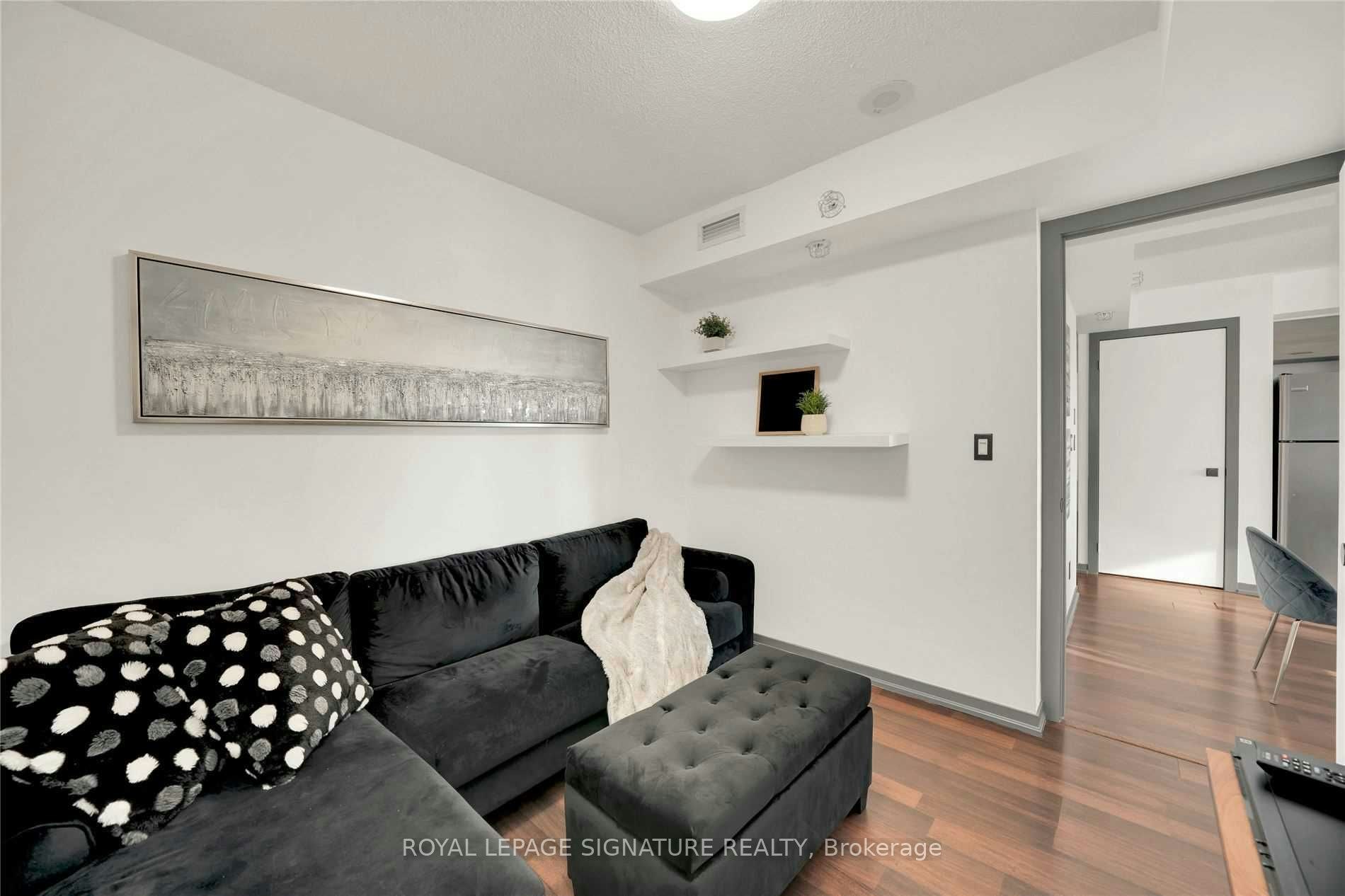 1318-20 Joe Shuster Way, Toronto, ON, M6K 0A3 - 14