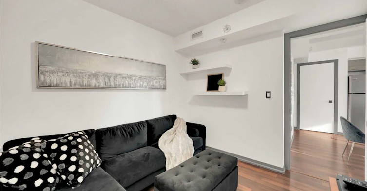 1318-20 Joe Shuster Way, Toronto, ON, M6K 0A3 - 14