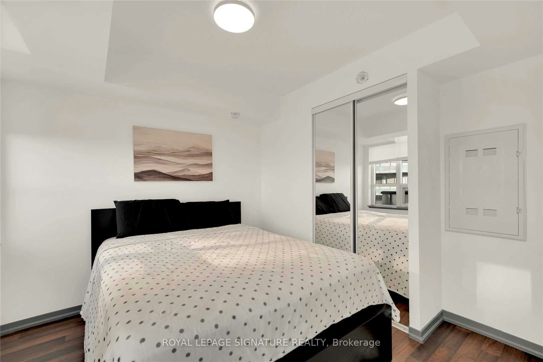 1318-20 Joe Shuster Way, Toronto, ON, M6K 0A3 - 15