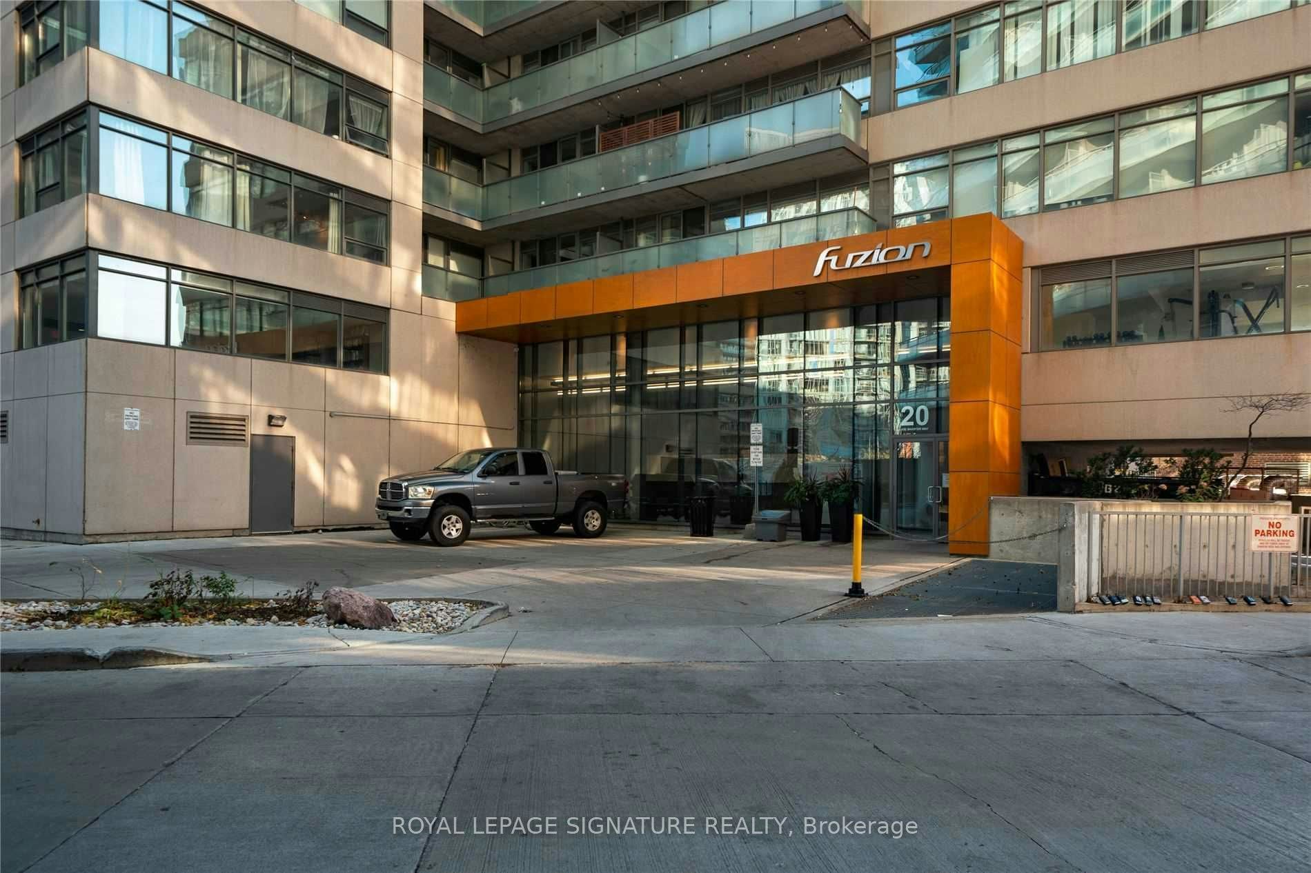 1318-20 Joe Shuster Way, Toronto, ON, M6K 0A3 - 3