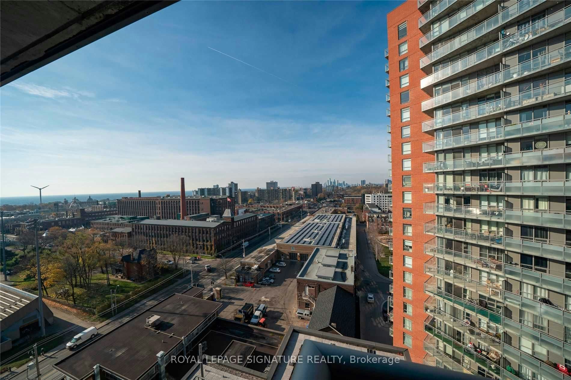 1318-20 Joe Shuster Way, Toronto, ON, M6K 0A3 - 23