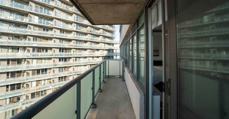 1318-20 Joe Shuster Way, Toronto, ON, M6K 0A3 - 24