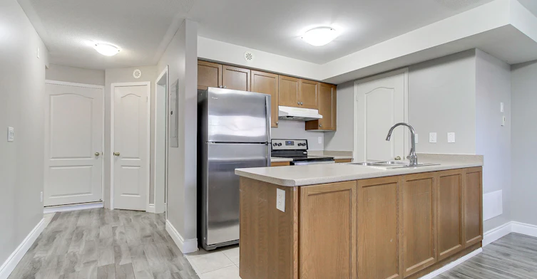 3-133 Isaac Devins Boulevard, Toronto, ON, M9M 0C4 - 3