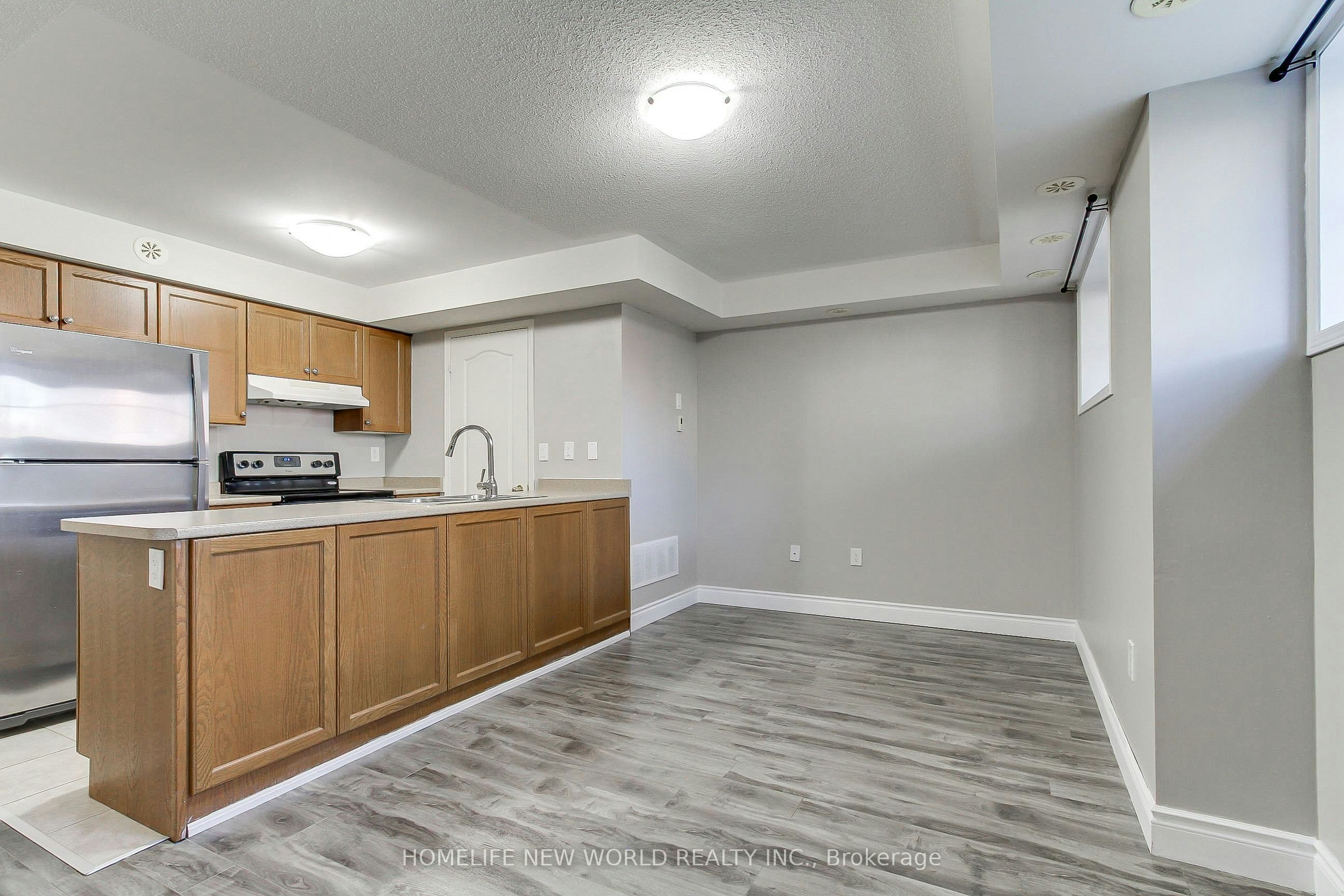 3-133 Isaac Devins Boulevard, Toronto, ON, M9M 0C4 - 4