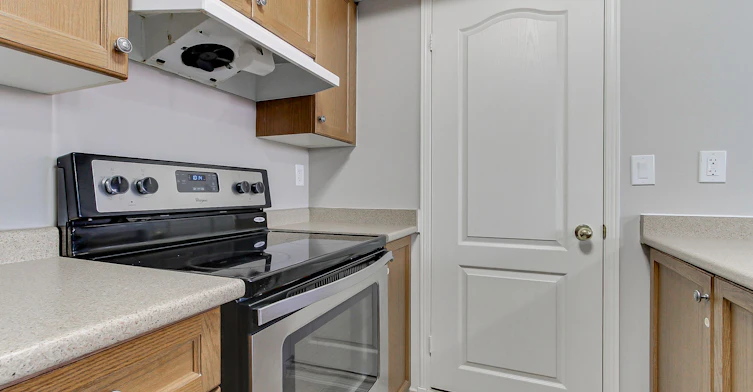 3-133 Isaac Devins Boulevard, Toronto, ON, M9M 0C4 - 8