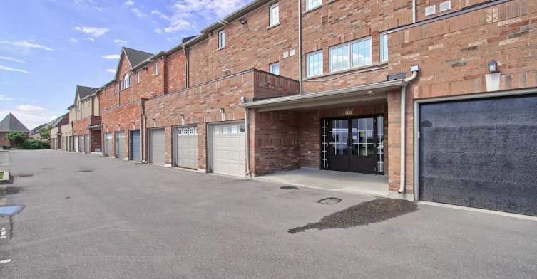 3-133 Isaac Devins Boulevard, Toronto, ON, M9M 0C4 - 17