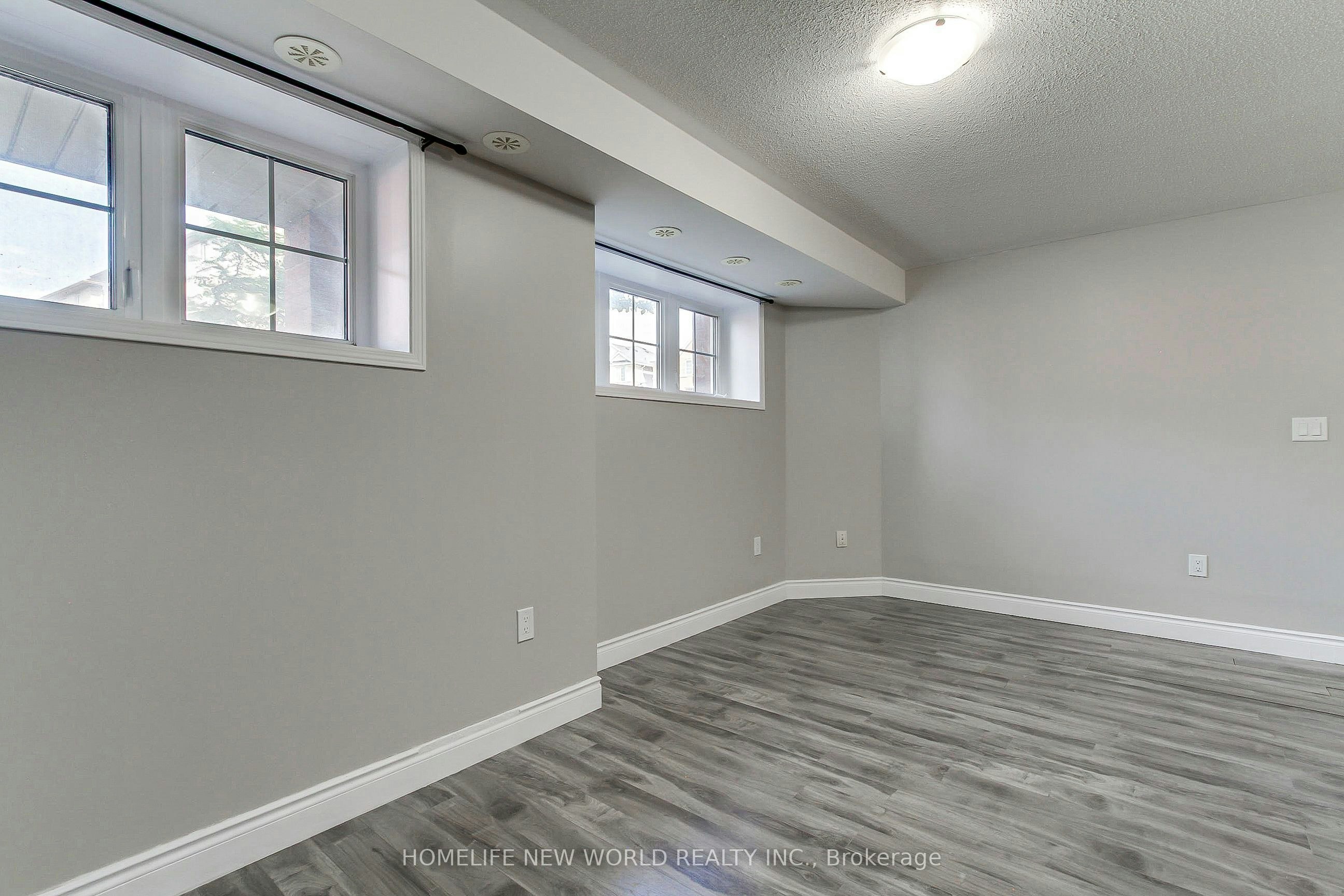 3-133 Isaac Devins Boulevard, Toronto, ON, M9M 0C4 - 12