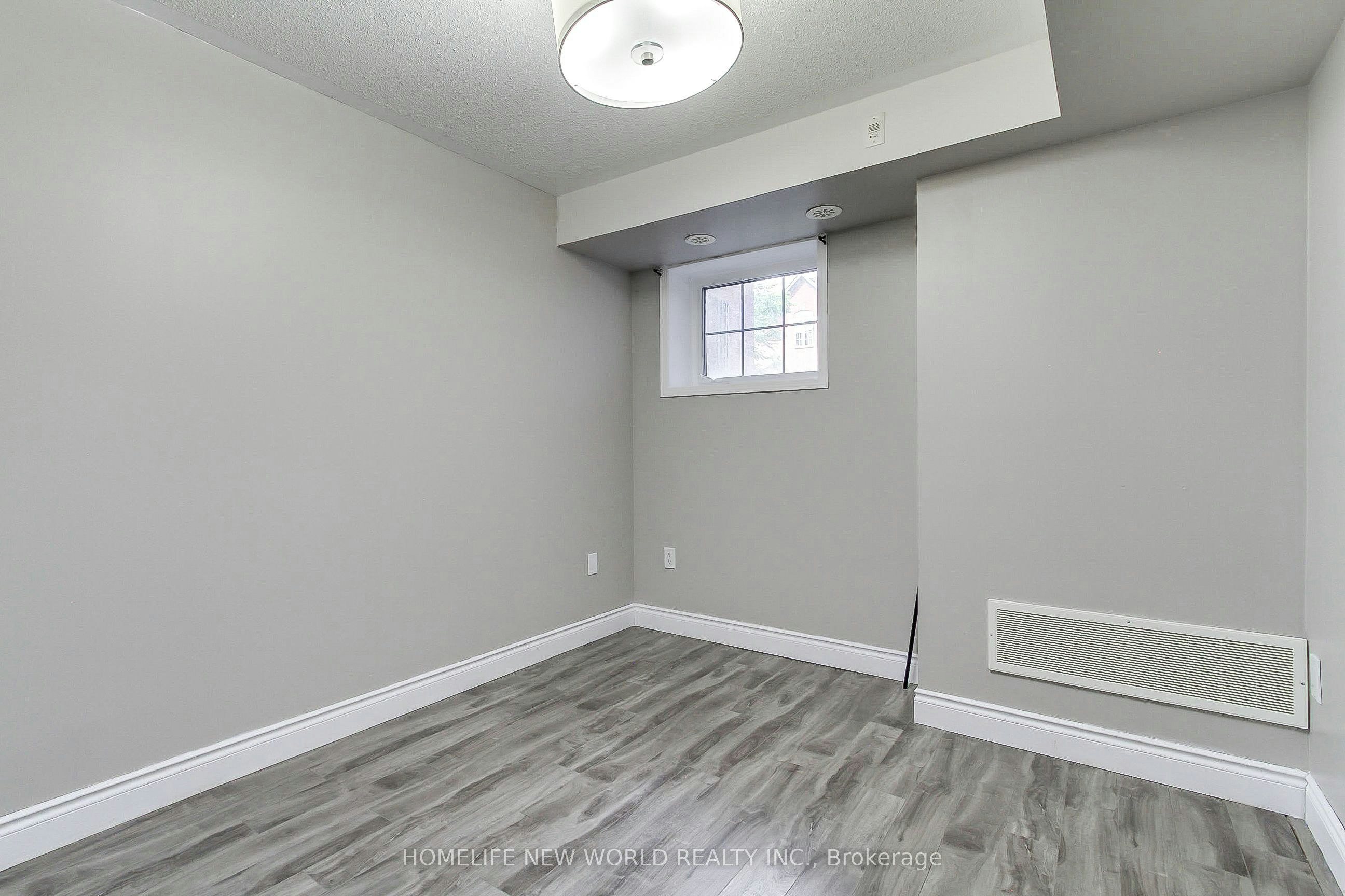 3-133 Isaac Devins Boulevard, Toronto, ON, M9M 0C4 - 14