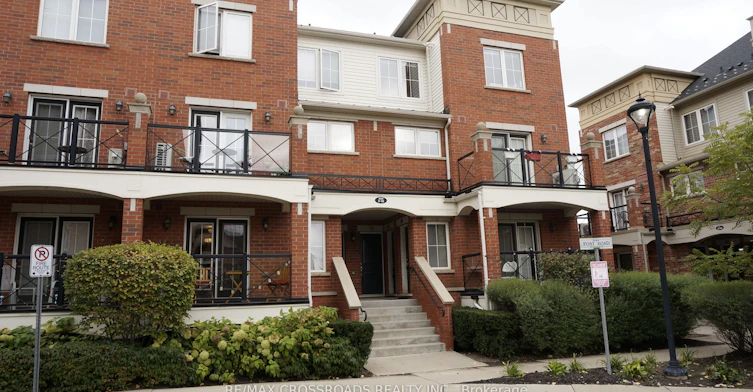 6-2444 Post Road, Oakville, ON, L6H 0J2