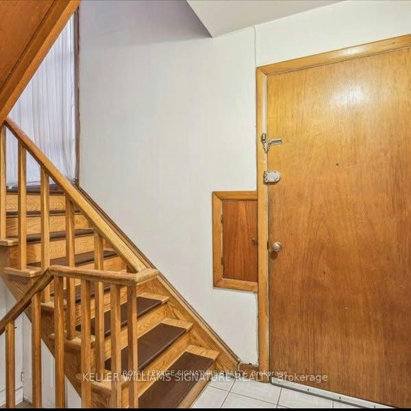 Basement-214 Queenslea Avenue, Toronto, ON, M9N 2L6 - 12