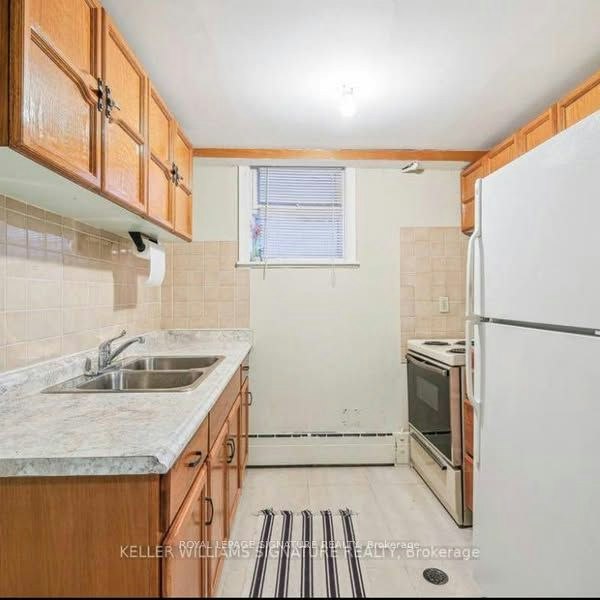 Basement-214 Queenslea Avenue, Toronto, ON, M9N 2L6 - 6