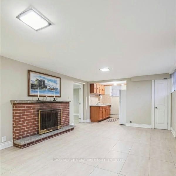 Basement-214 Queenslea Avenue, Toronto, ON, M9N 2L6 - 3