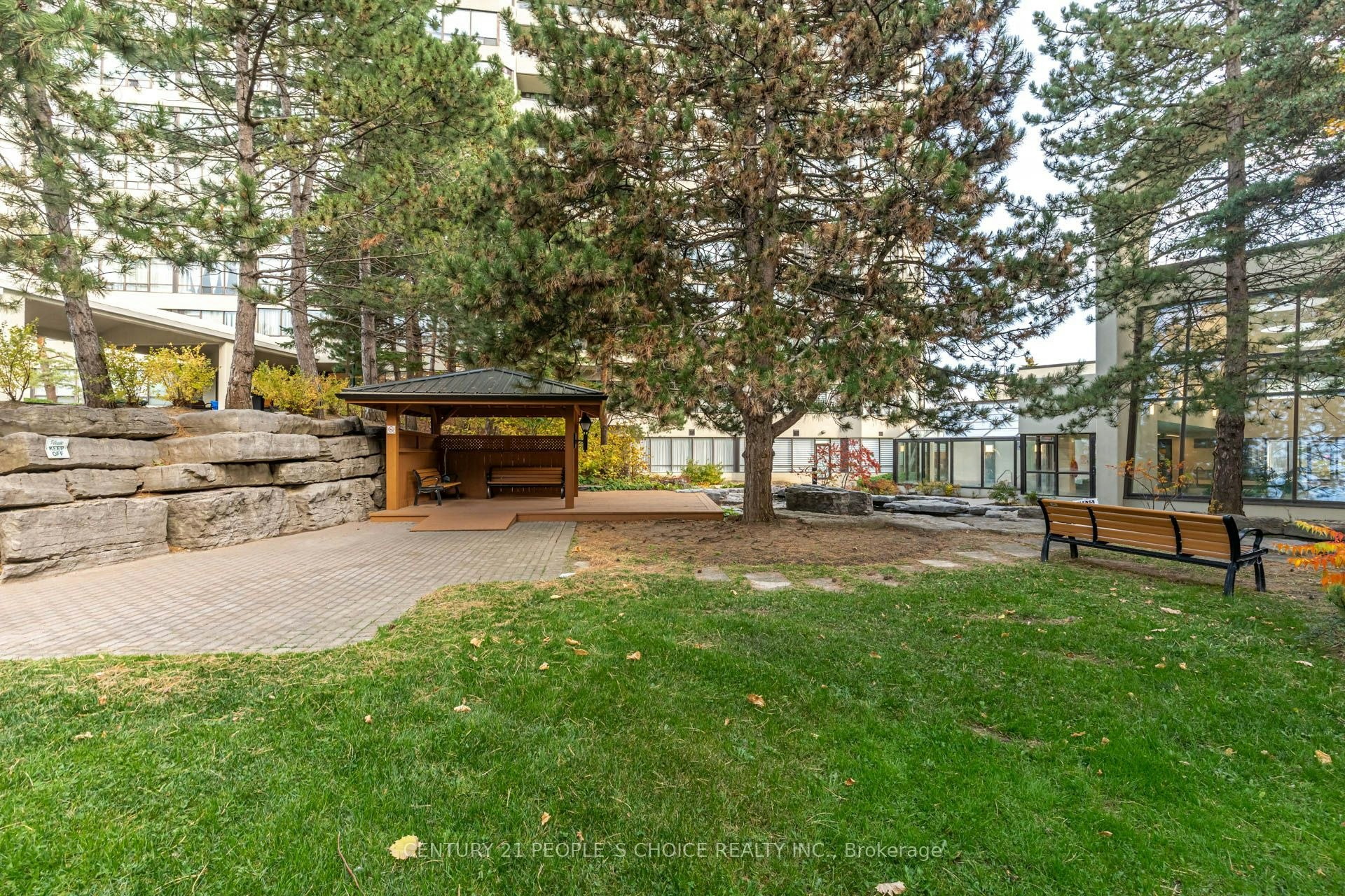 110-22 Hanover Road, Brampton, ON, L6S 5K7 - 8