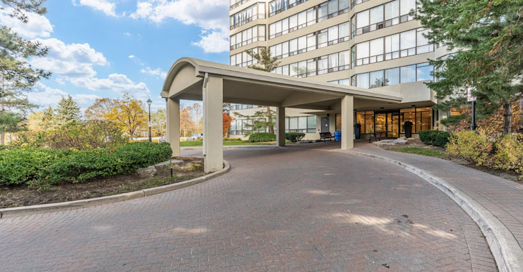 110-22 Hanover Road, Brampton, ON, L6S 5K7 - 9