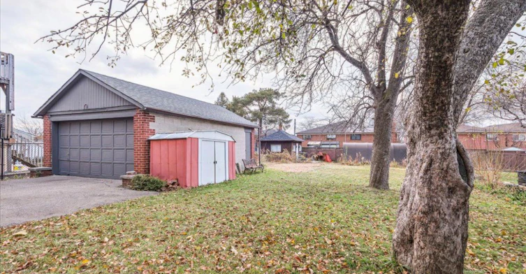 2nd floor-214 Queenslea Avenue, Toronto, ON, M9N 2L6 - 9