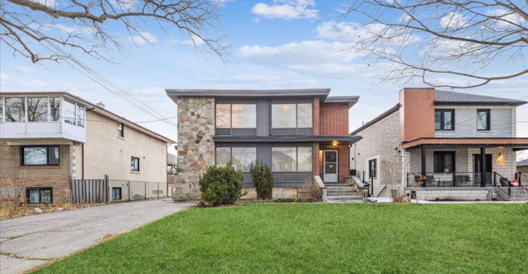 2nd floor-214 Queenslea Avenue, Toronto, ON, M9N 2L6