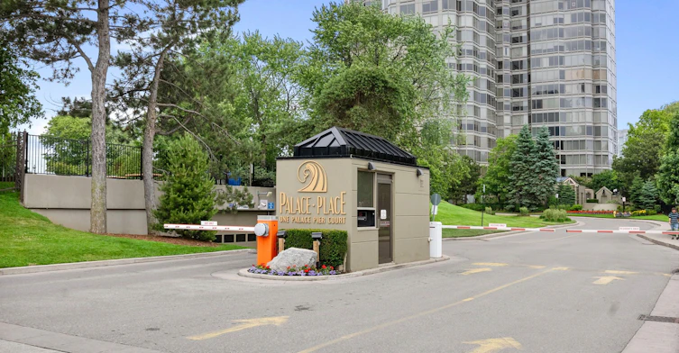 1208-1 Palace Pier Court, Toronto, ON, M8V 3W9 - 31
