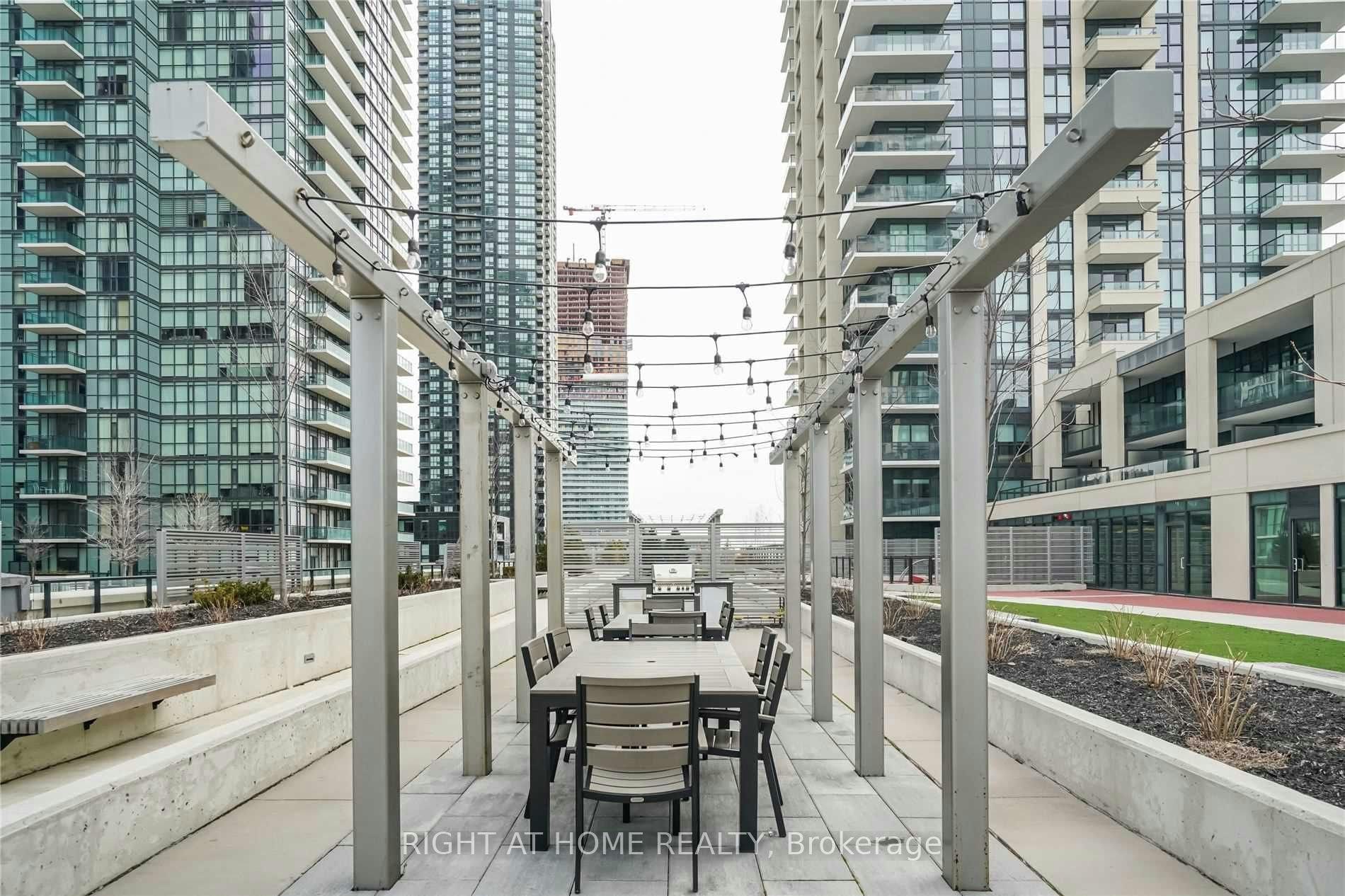 3116-4055 Parkside Village Drive, Mississauga, ON, L5B 0K8 - 29