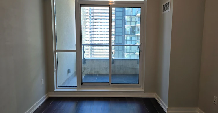 3116-4055 Parkside Village Drive, Mississauga, ON, L5B 0K8 - 11