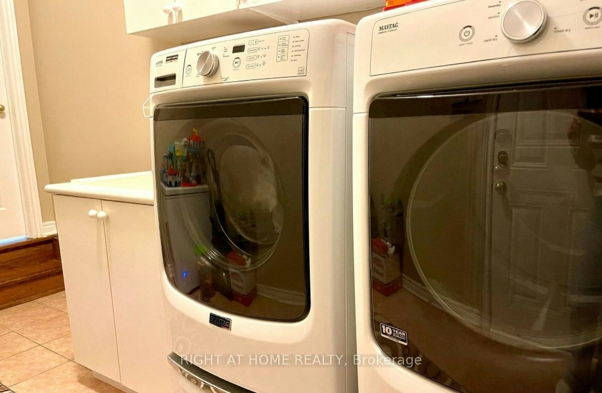 Main,2nd-65 Newington Crescent, Brampton, ON, L6P 3E8 - 17