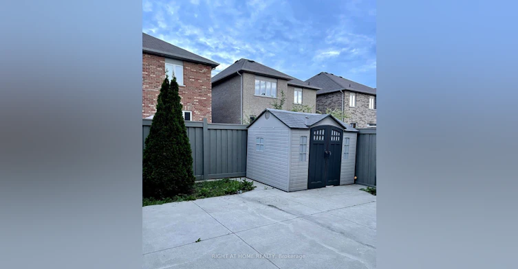 Main,2nd-65 Newington Crescent, Brampton, ON, L6P 3E8 - 6