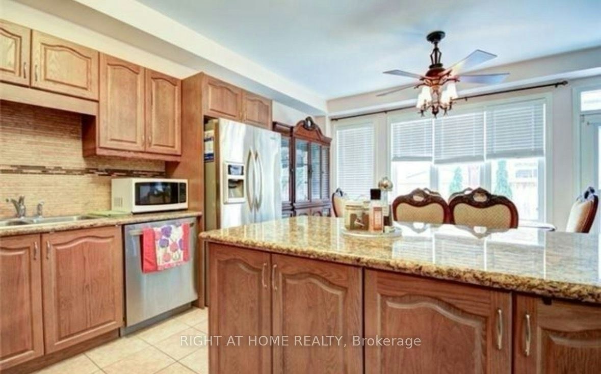 Main,2nd-65 Newington Crescent, Brampton, ON, L6P 3E8 - 10