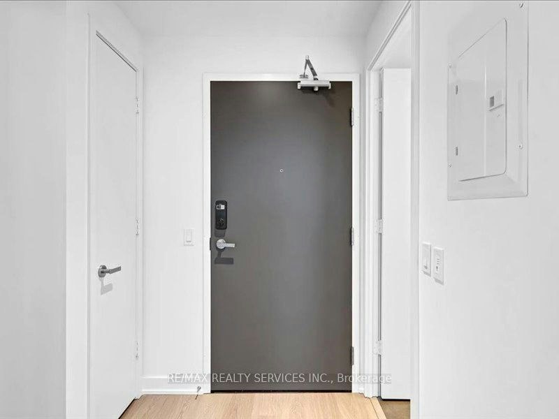 908-448 Burnhamthorpe Road W, Mississauga, ON, L5B 0R4 - 7