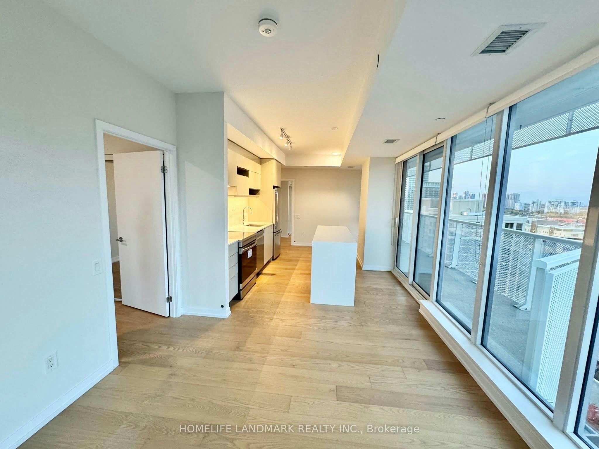 1808-4065 Confederation Parkway, Mississauga, ON, L5B 0L4 - 3
