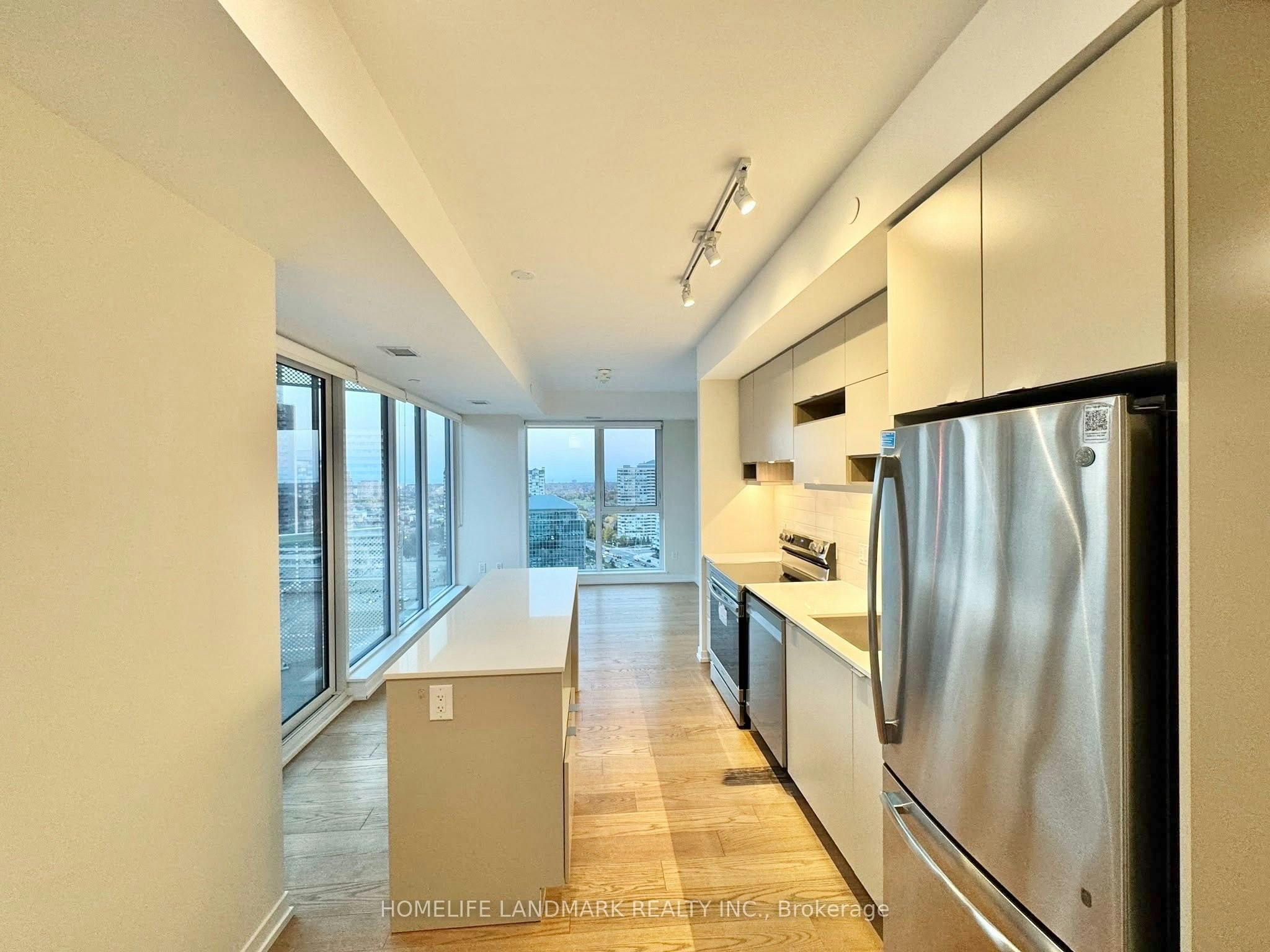 1808-4065 Confederation Parkway, Mississauga, ON, L5B 0L4 - 2