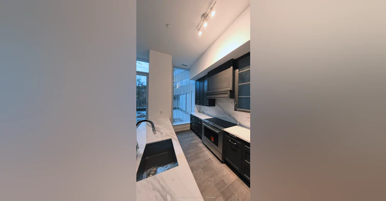 203-2450 Bloor St Street W, Toronto, ON, M6S 0A9 - 6