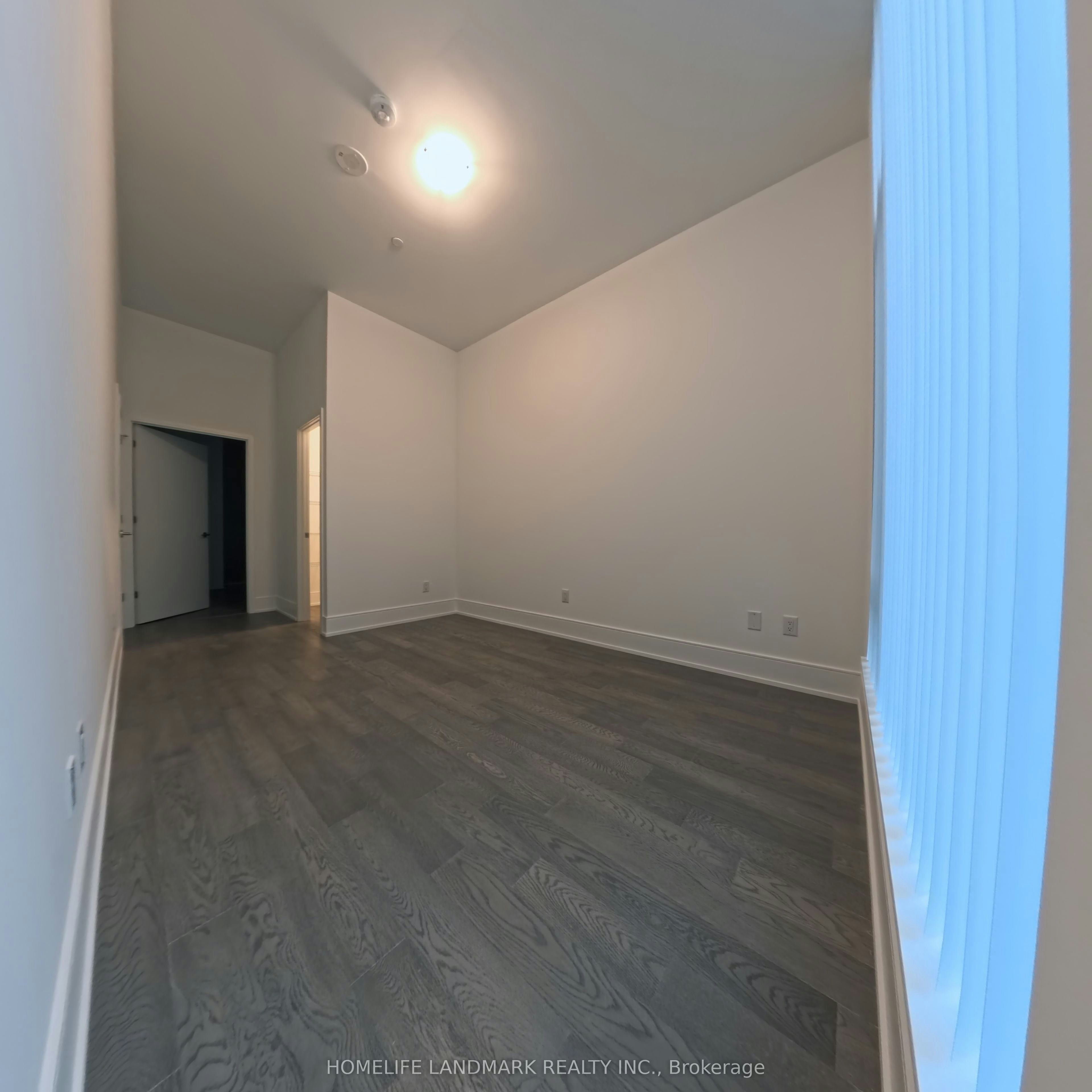 203-2450 Bloor St Street W, Toronto, ON, M6S 0A9 - 11