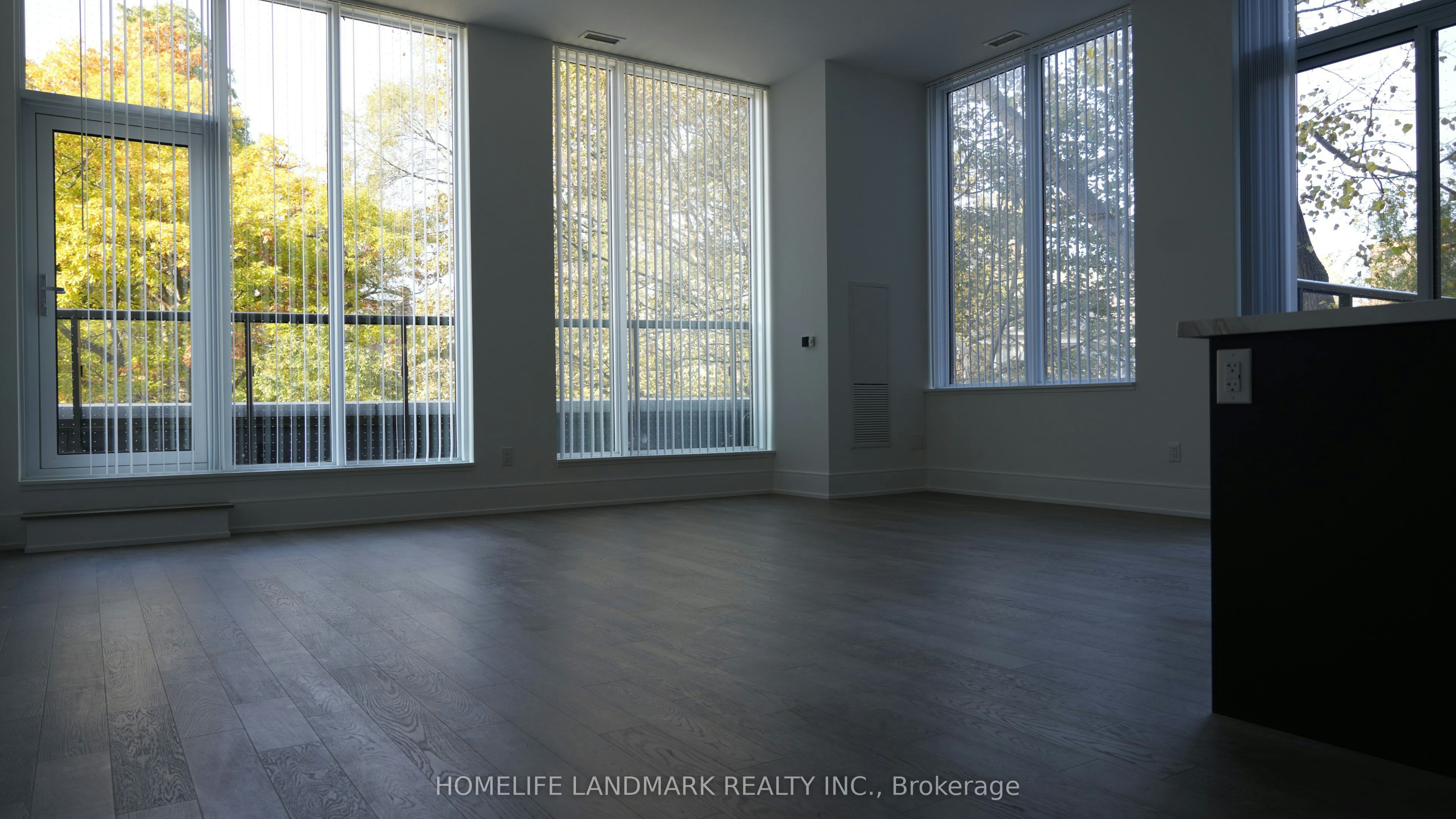 203-2450 Bloor St Street W, Toronto, ON, M6S 0A9 - 8