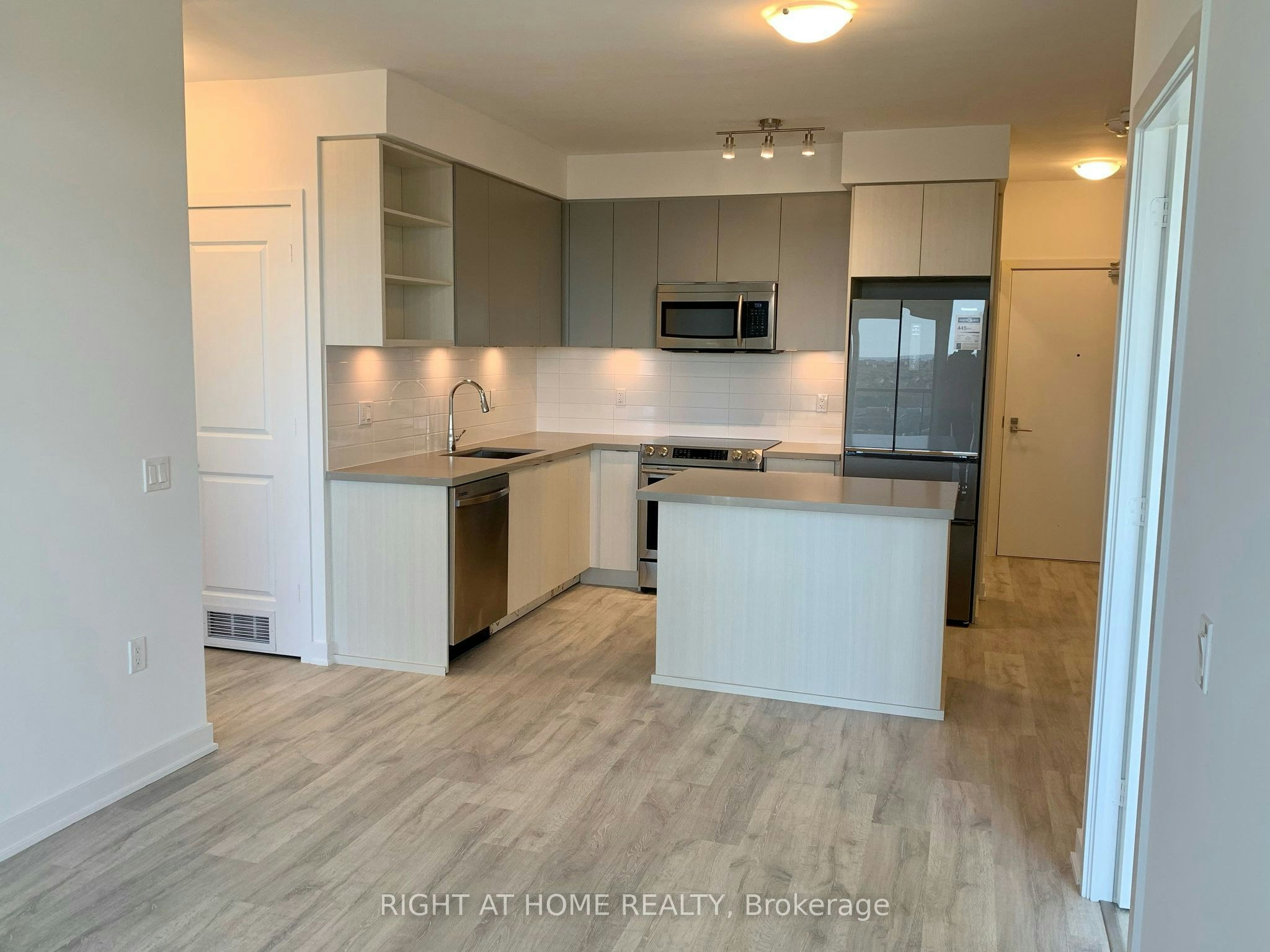 1810-4677 Glen Erin Drive, Mississauga, ON, L5M 2E3 - 6
