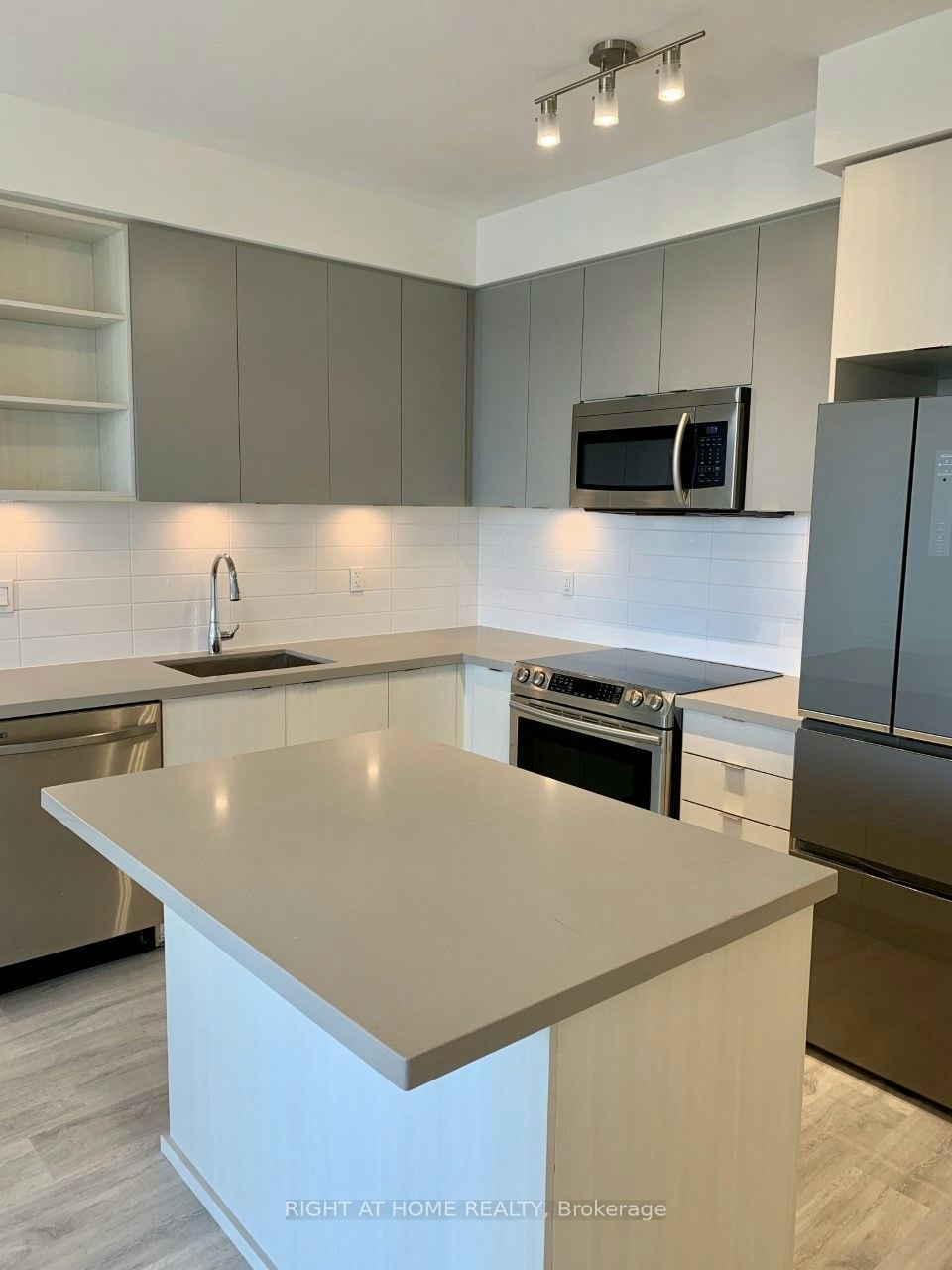 1810-4677 Glen Erin Drive, Mississauga, ON, L5M 2E3 - 11