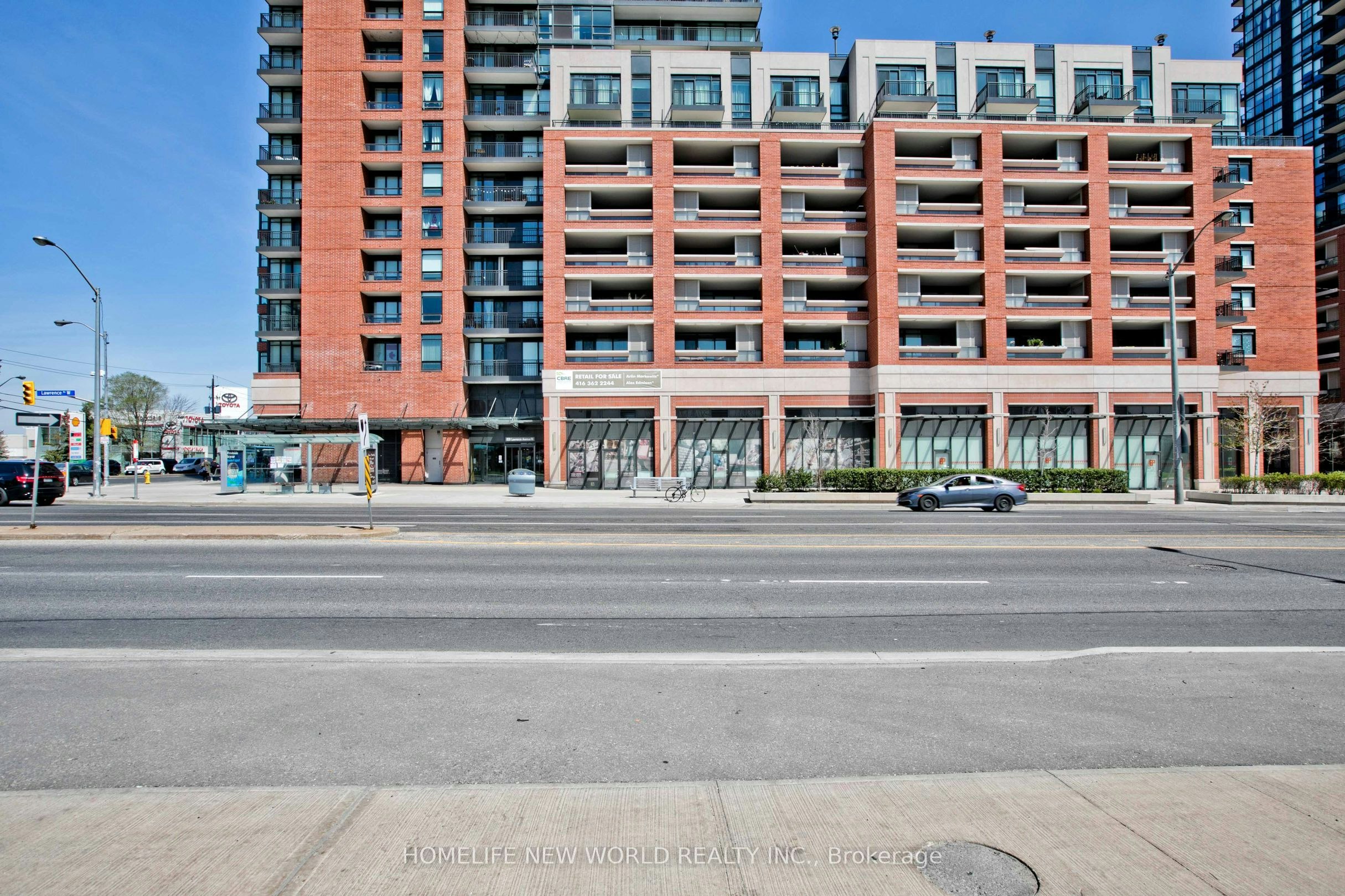 836-830 Lawrence Avenue W, Toronto, ON, M6A 1C3