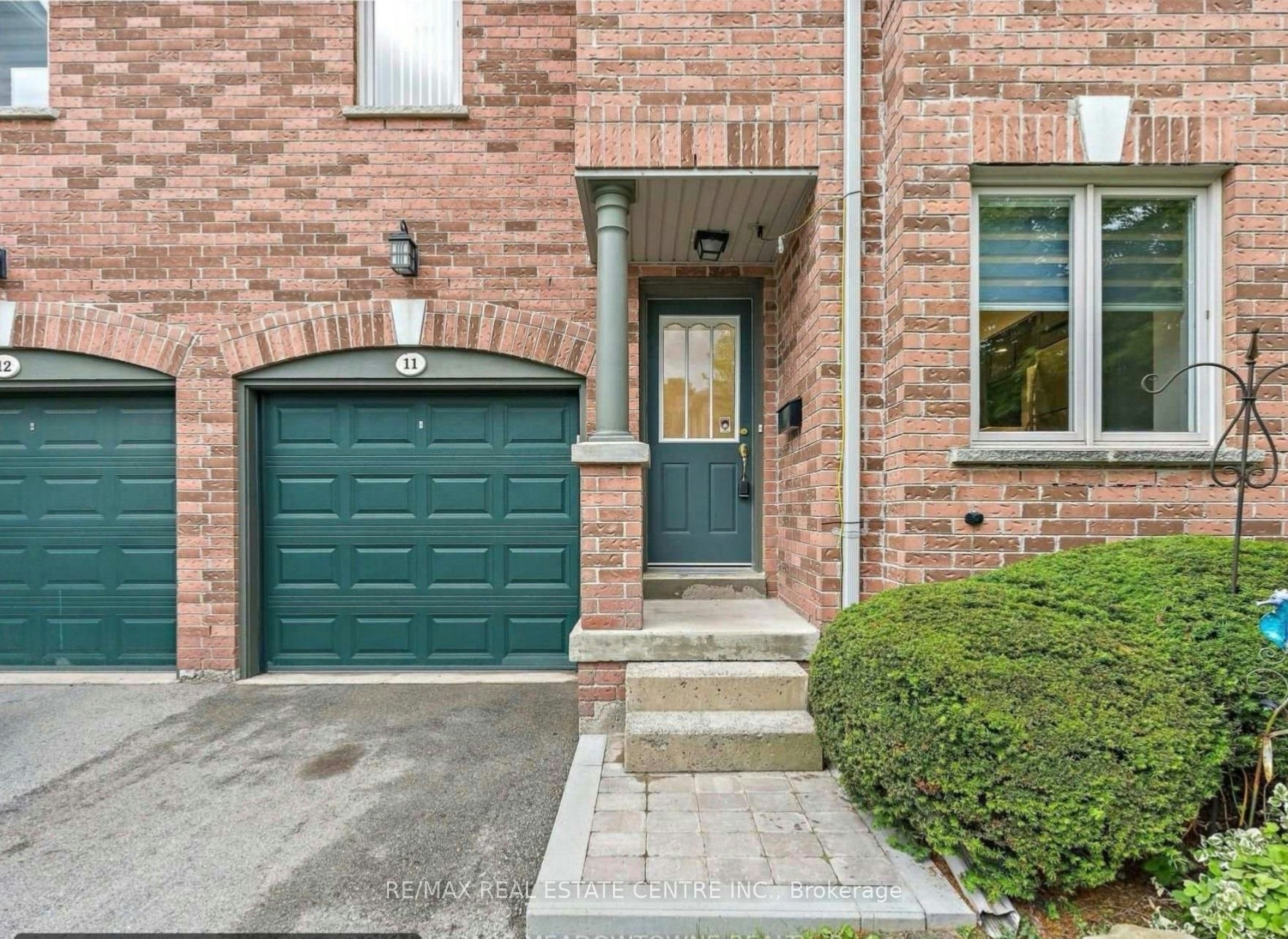 11-76 River Drive, Halton Hills, ON, L7G 2J2 - 2
