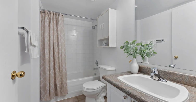 104-4205 Shipp Drive, Mississauga, ON, L4Z 2Y9 - 29