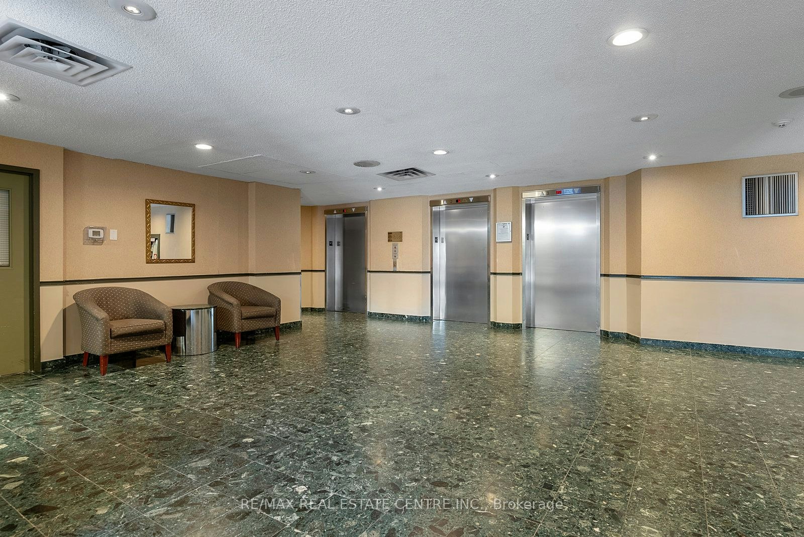 104-4205 Shipp Drive, Mississauga, ON, L4Z 2Y9 - 32