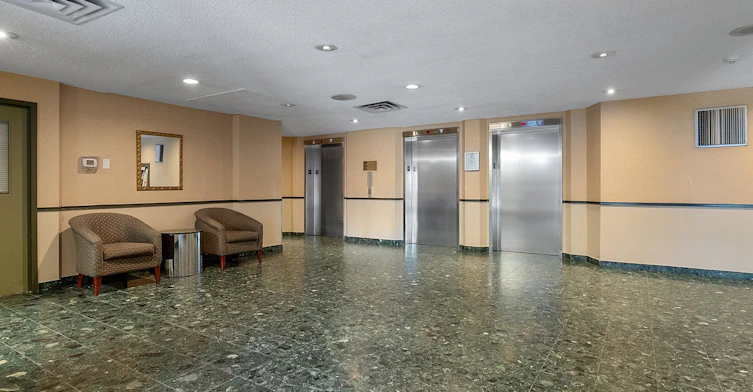 104-4205 Shipp Drive, Mississauga, ON, L4Z 2Y9 - 32