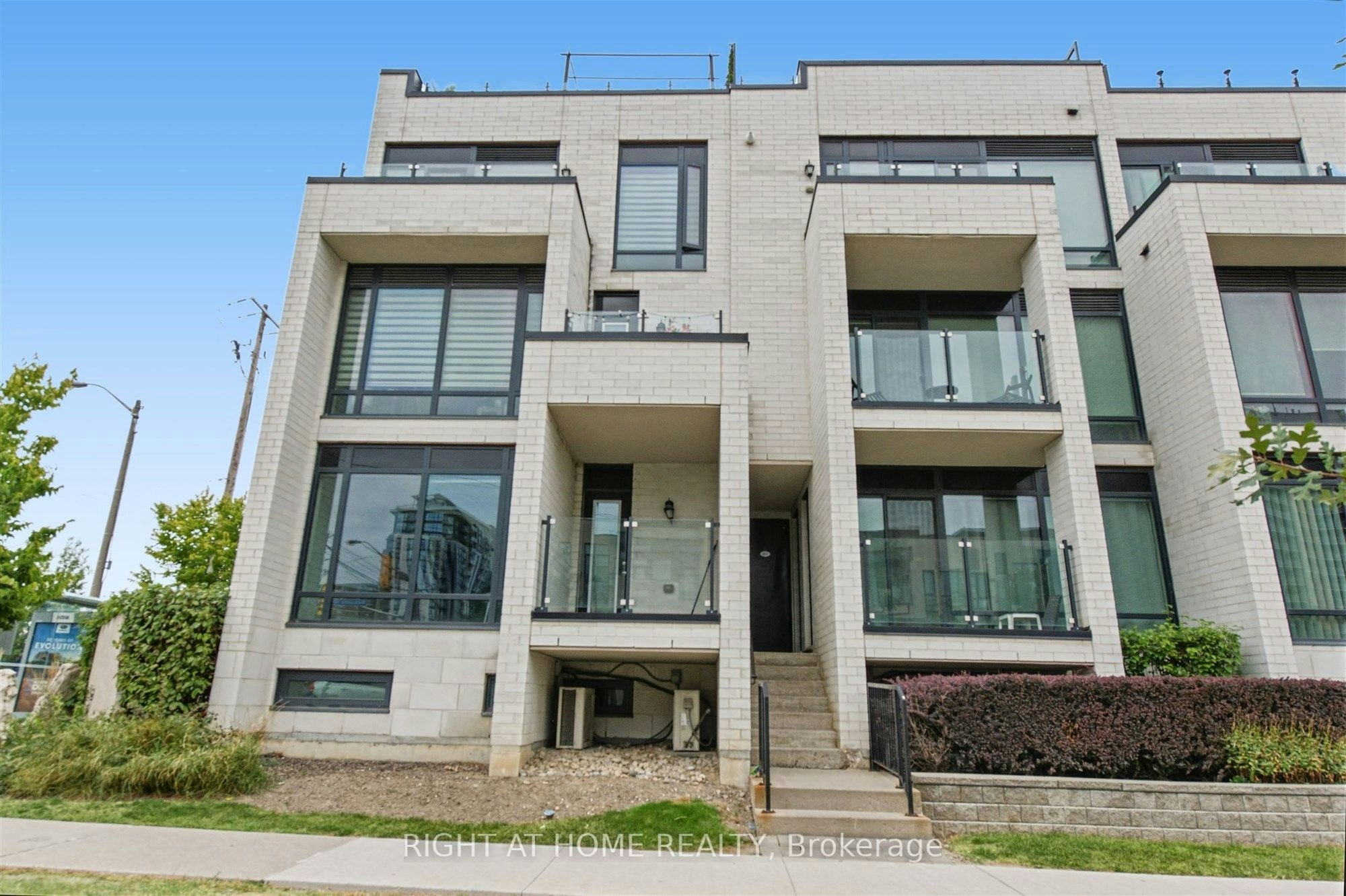 416-130 Widdicombe Hill Boulevard, Toronto, ON, M9R 0A9