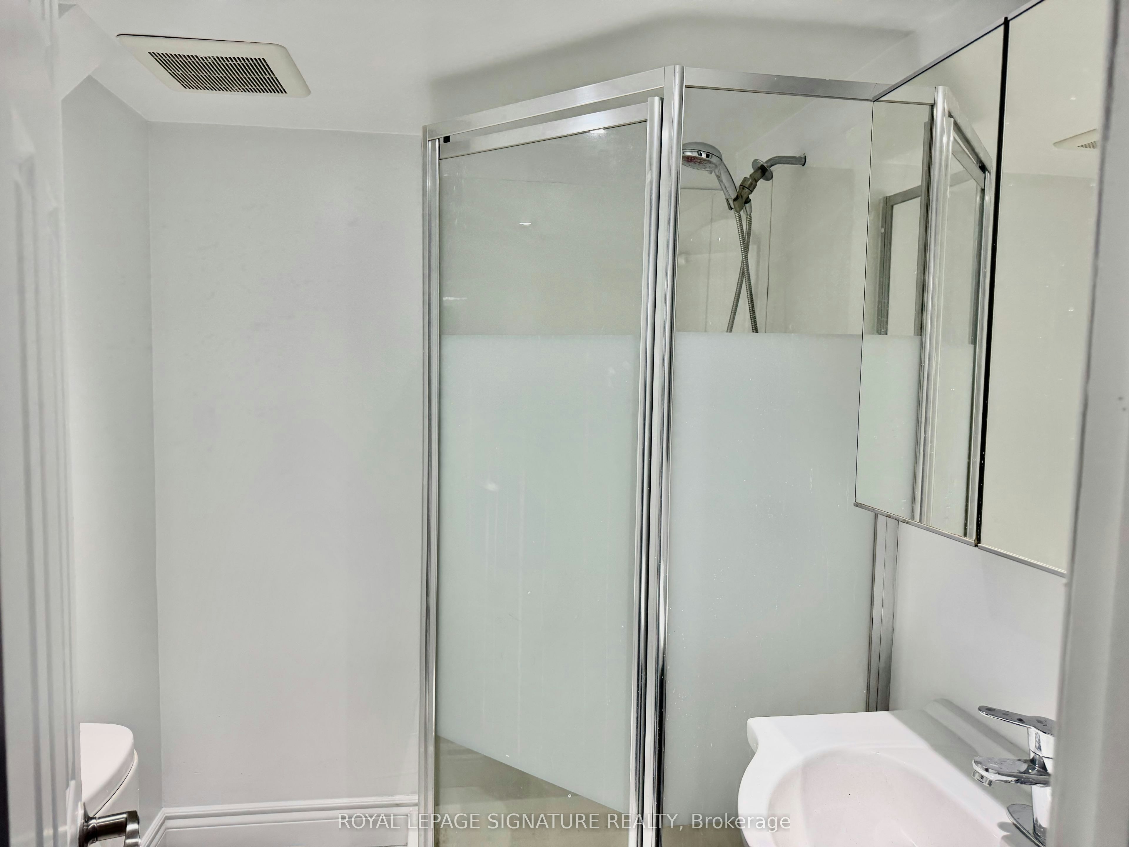 80 Midcrest Circle, Brampton, ON, L6Y 0B7 - 11